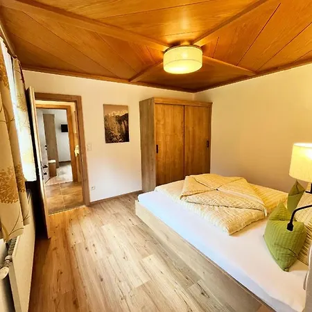 Çiftlik konaklama Gaestehaus Fitsch