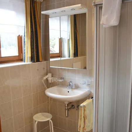 Gaestehaus Fitsch مزرعة للإقامة *