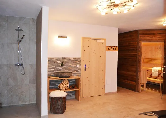 Gastehaus Fitsch Farm stay Obsteig