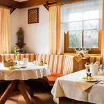 Farmház Gaestehaus Fitsch *